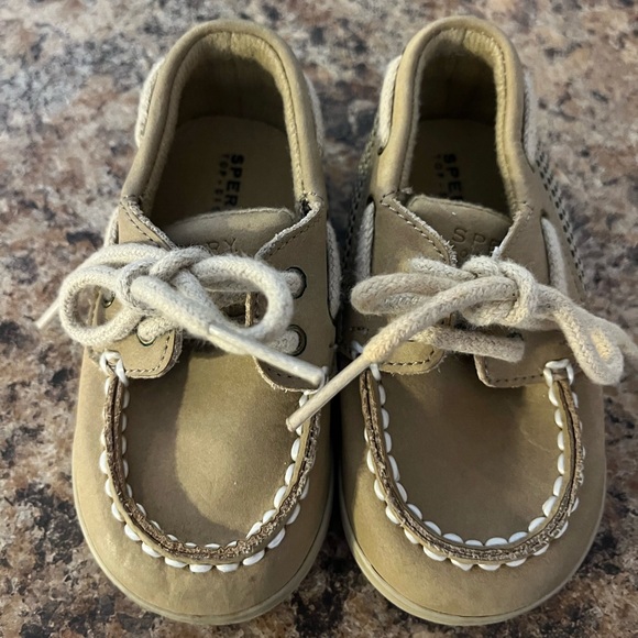 Baby‎ Sperry Topsiders, Size 3M - Picture 1 of 4